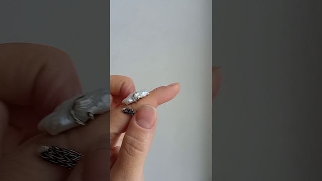 кольцо с жемчугом Айсберг