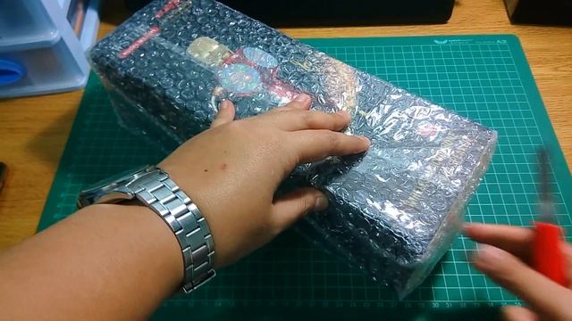 Unboxing WSTER WS1816 bluetooth microphone with led disco light