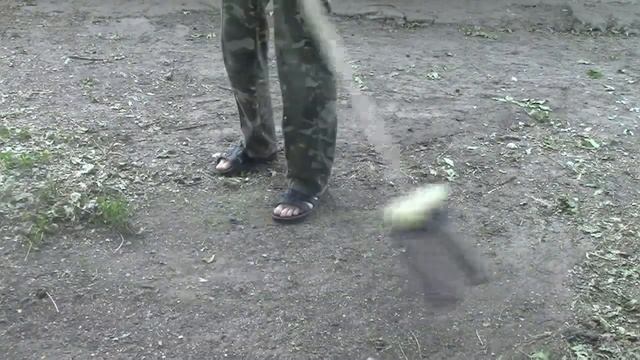 Метла из пластиковых бутылок (тест)