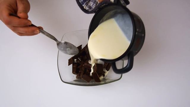 Bolja od kupovne!!! Sacher torta koja se topi u ustima!