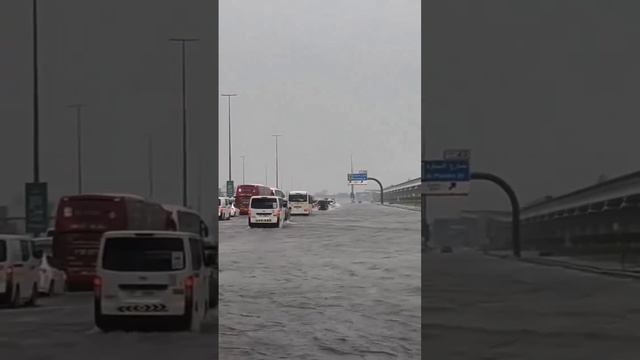 На ОАЭ вновь обрушились сильные дожди