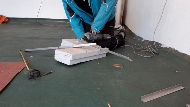 3 Часть. Стоика для моторчика. .Декоративные алюминиевые уголки