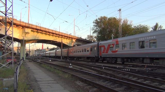 ЭП1М-730 с поездом №143 Кисловодск — Москва