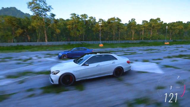 BMW VS Mercedes-Benz! – Manufacturer Showdown! | M4 vs AMG GT R, Isetta vs AMG One & more! | FH5