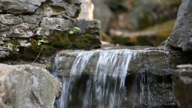 Тибетские поющие чаши, звук воды, медитация./Tibetan singing bowls, the sound of water, meditation.