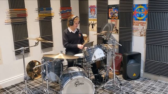 CARO EMERALD - Back it up - Drum cover