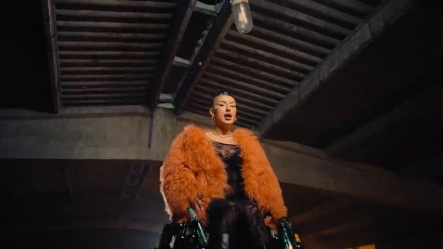 DARKO LAZIC FEAT. ZERA - PREZIME (OFFICIAL VIDEO)
