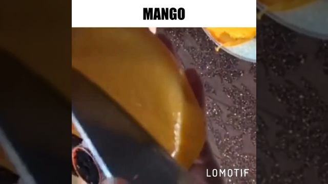 Як легко і просто почистить манго ❤️