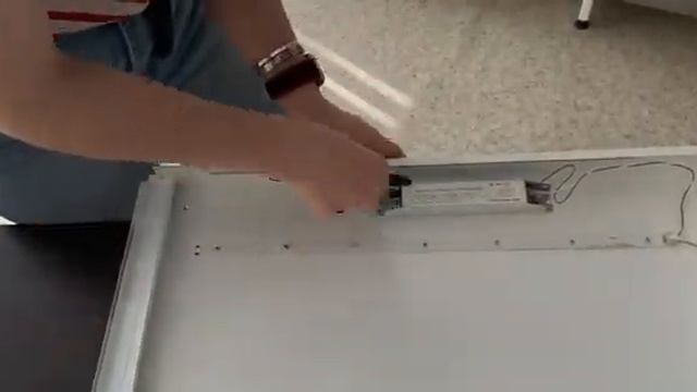 Эксперимент с использованием набора комплект для монтажа светильника