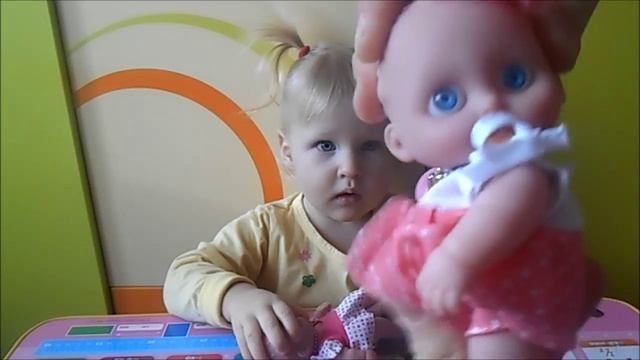 распаковка двух говорящих пупсиков  Baby, Berenguer Куклы с большими глазами