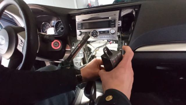 Subaru Outback IV 2009-2013 How To Remove Radio/Navigation Removal