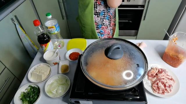 Аппетитный гимчитигя похмельный суп