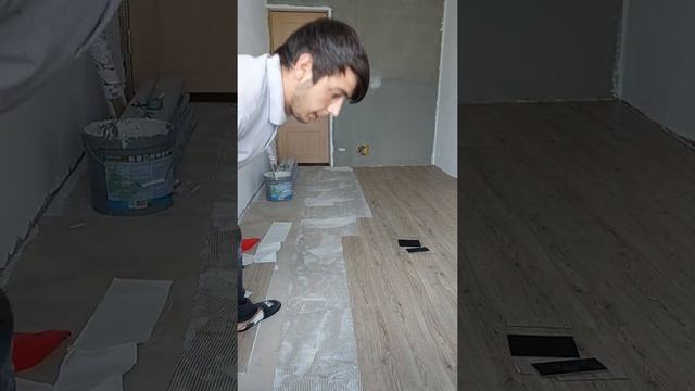 Montare Parchet Fara Click Din Vinil | LVT | Lipire Peste Sapa Autonivelanta | Pentru Incepatori