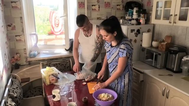 Поехали в Больницу/ Готовлю Курицу С Картошкой в Духовке/ Гуляем/