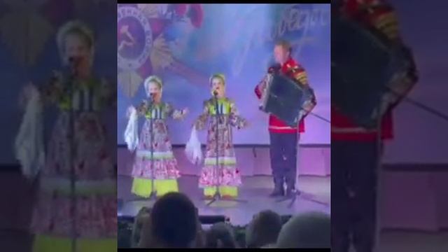 Катюша дуэт ансамбляКраснопахорочка 