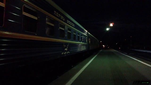 ЭП1М-562 с поездом №325 Пермь - Новороссийск