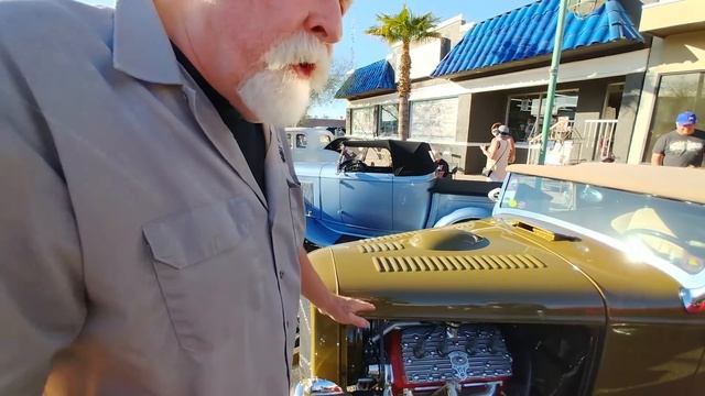 Dan Van Auken's '32 Ford Roadster