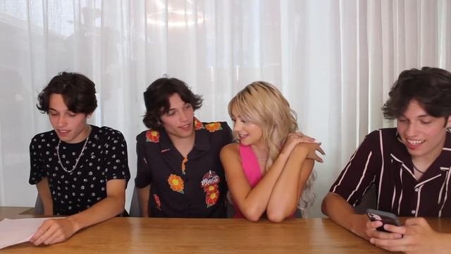 Sicily Rose takes the Sturniolo similarity test! - Sturniolo Triplets