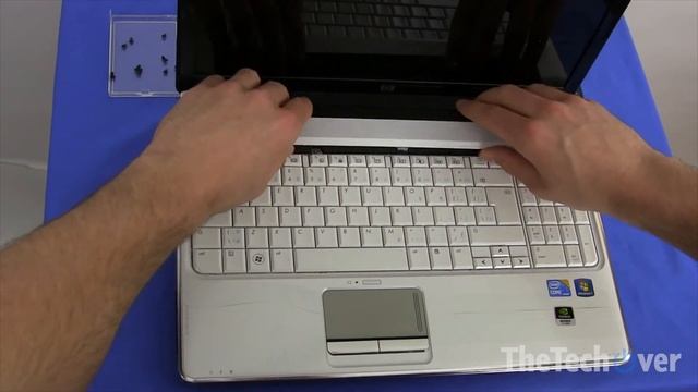 How to Install a Laptop Keyboard