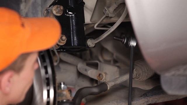 How to change anti roll bar link on MERCEDES VITO W639 [TUTORIAL AUTODOC]
