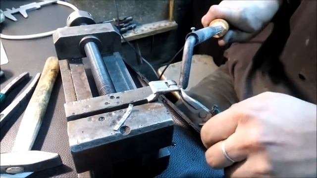 Направляючі на швейну лапку