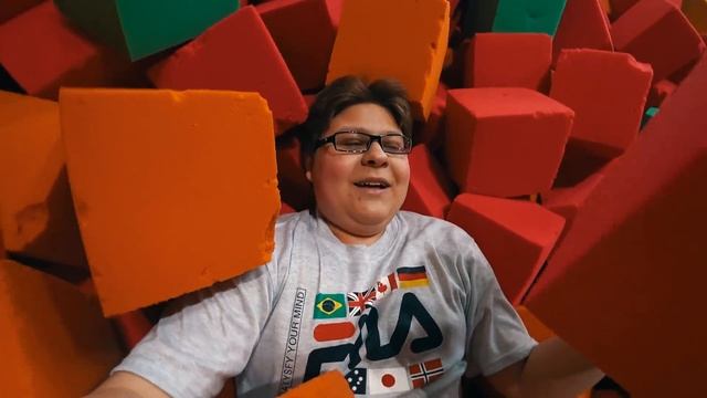 БУРГЕР ДЕЛАЕТ САЛЬТУХИ