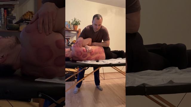 Звук громче!)