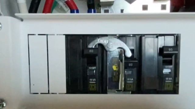 Schneider Solar Mini PDP AC Input & Output Overview