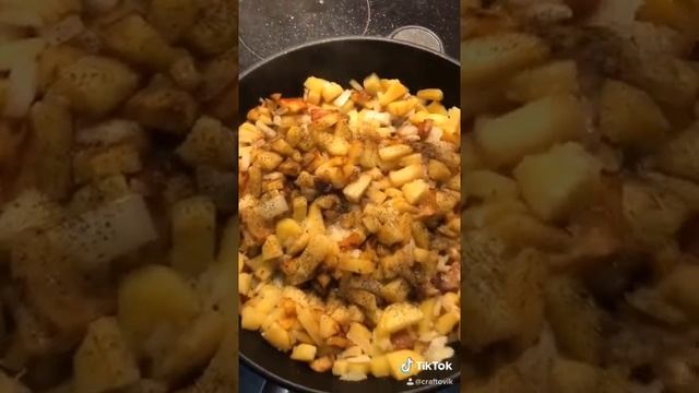 Жареная картошка на сале, очень вкусный рецепт!