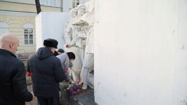 Граждане СССР Иркутска провели автопробег 7 ноября