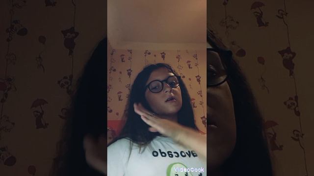 любить за букеты и тачки