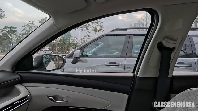 Torn between 2025 Hyundai Tucson Facelift  2024 Santa Fe? Look no further! Side-by-side comparison