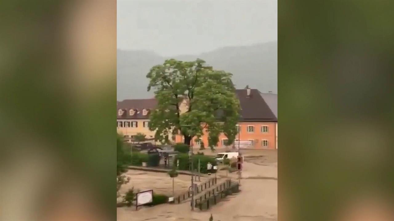 В Австрии после проливных дождей началось наводнение