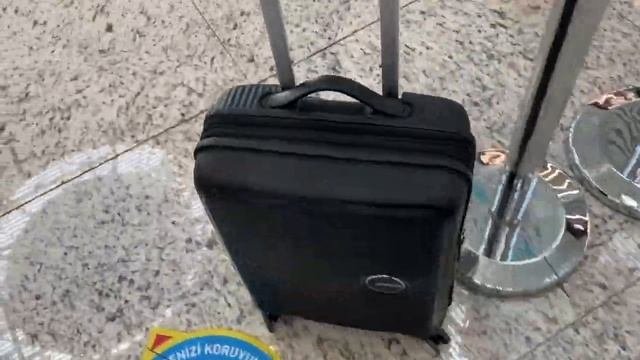 ПОКУПКИ В ОГРОМНОМ АЭРОПОРТУ СТАМБУЛА  влог 