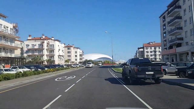 Олимпийский проспект 13 апреля | Субтропический рай в отдельно взятом городе