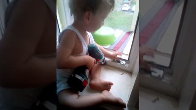 Недетские  игрушки малыша) Мирона 1год.10мес.