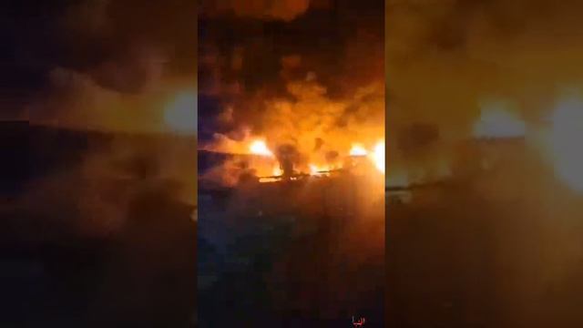 В Йемене все еще горит порт, который атаковал Израиль !!!