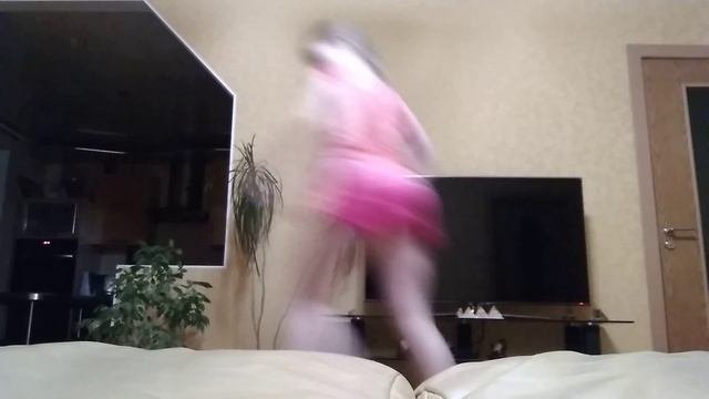 Танец под песню ТОП