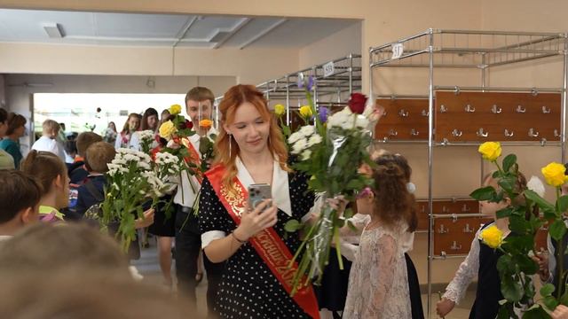 В Образовательном комплексе №9 города Пушкино сегодня прозвенел последний звонок для 51 выпускника