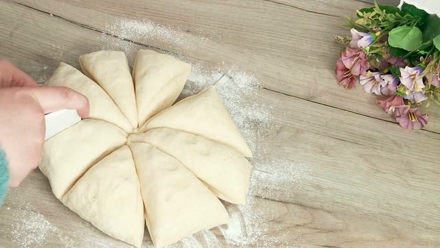 كروسان مالح بحشوة الشاورما والعجينة قطنية وهشة لازم تجربوها