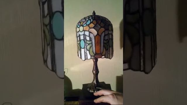 Витражная лампа