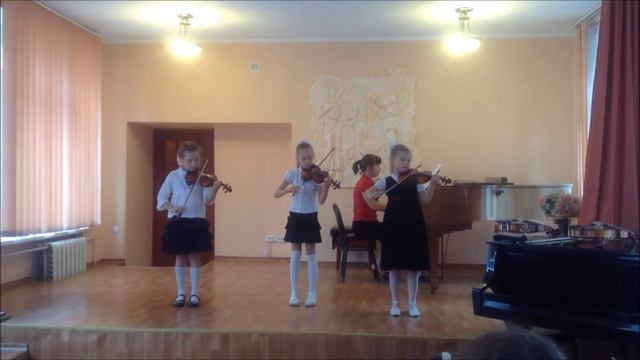 Minuet George Handel ensemble for violins and piano