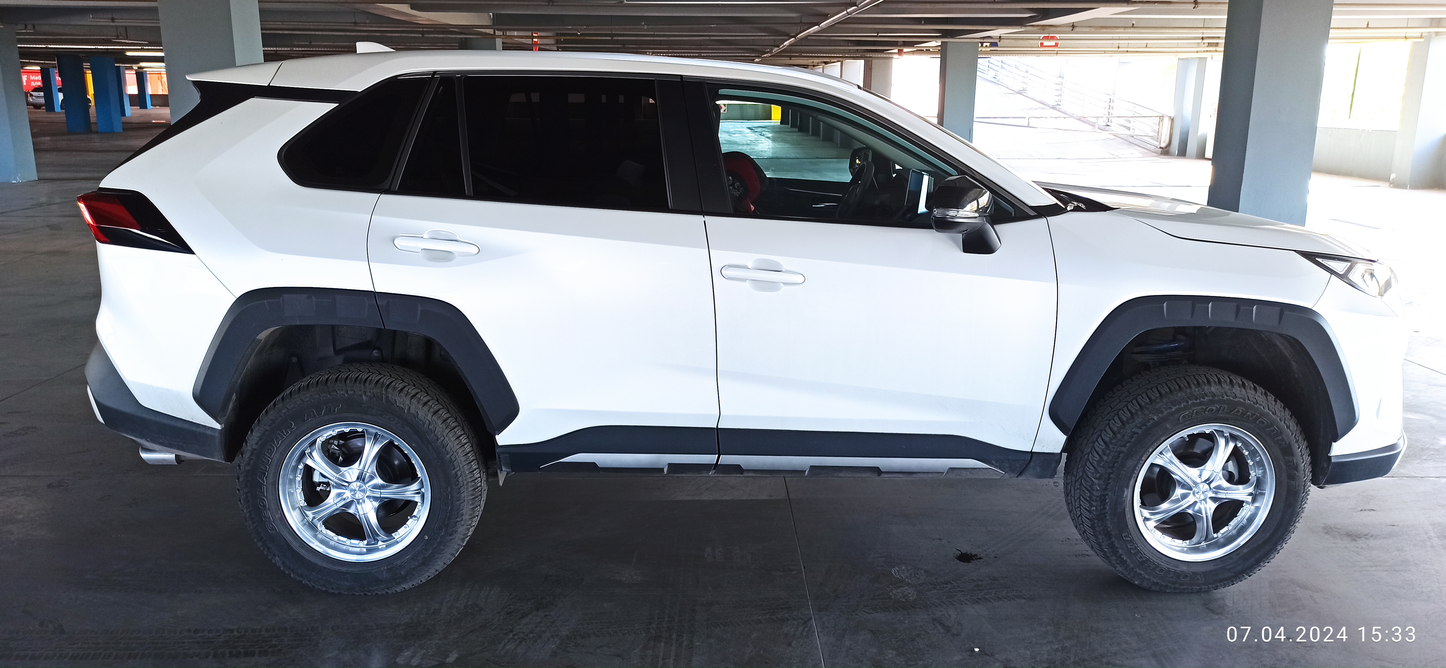 RAV4 XA50 2022г. Лифт 30См. Проставки RC2.5 + пружины Espelir Super Upsus + проставки 5См