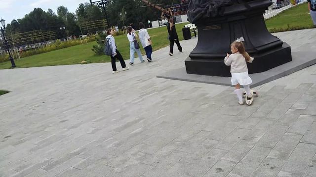 митрофан с петром жити здесь
