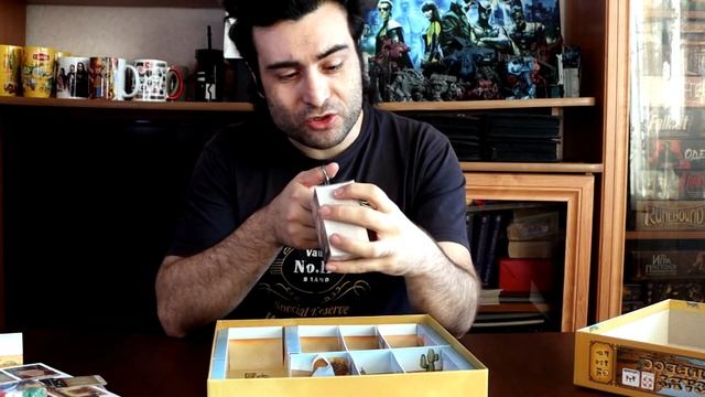 Распаковка настольной игры "Кольт Экспресс"