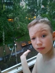 у нас сегодня очень сильный дождь×× у нас сегодня облачно