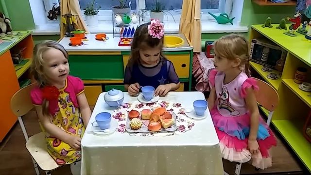 «Чудесный чай растет на Урале, Иван-чай его назвали»