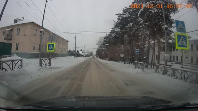 2021.12.31 Увернулся. А надо тормозить. Если успеваете...