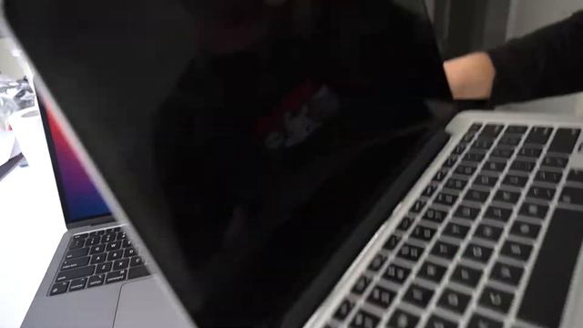 UNBOXING M1 MacBook Air | TLB UNBOXING