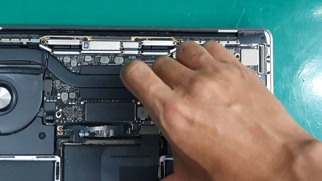 맥북 A1708 SSD 교체 방법